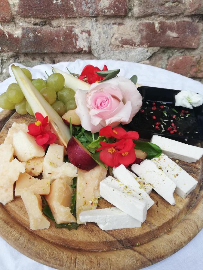 Agriturismo Fiamberta Bed and Breakfast Certosa di Pavia Εξωτερικό φωτογραφία