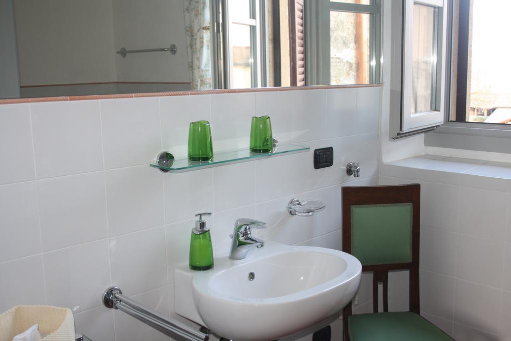 Agriturismo Fiamberta Bed and Breakfast Certosa di Pavia Δωμάτιο φωτογραφία