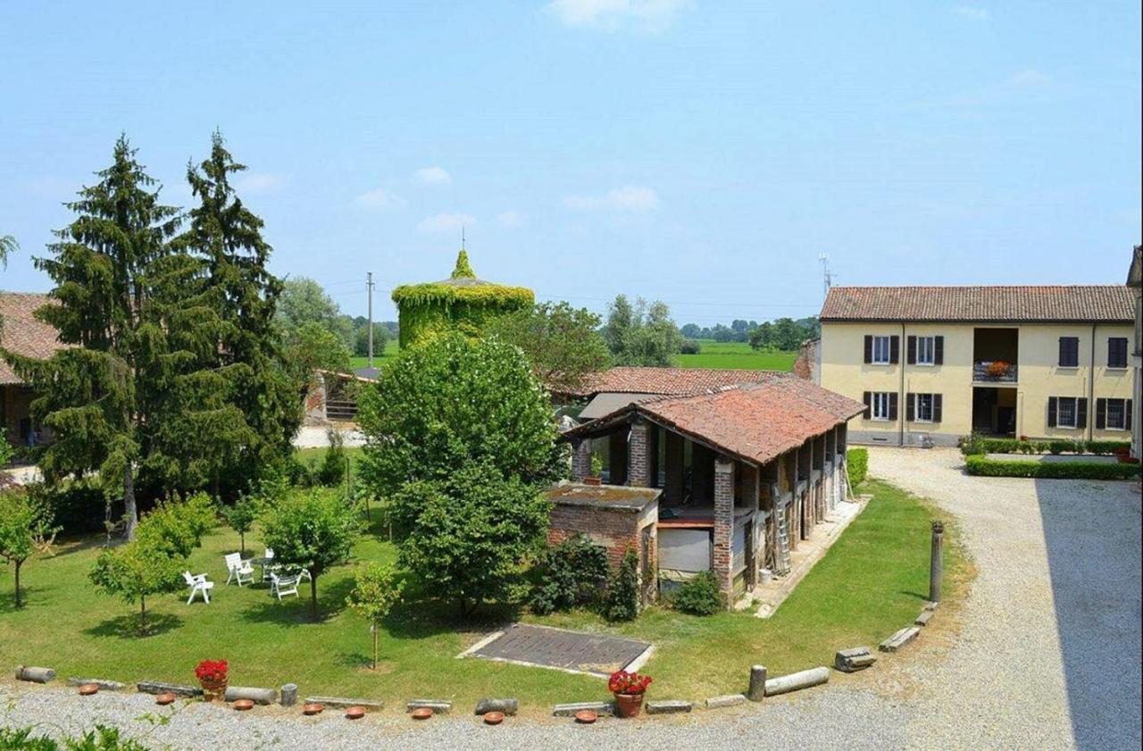 Agriturismo Fiamberta Bed and Breakfast Certosa di Pavia Εξωτερικό φωτογραφία