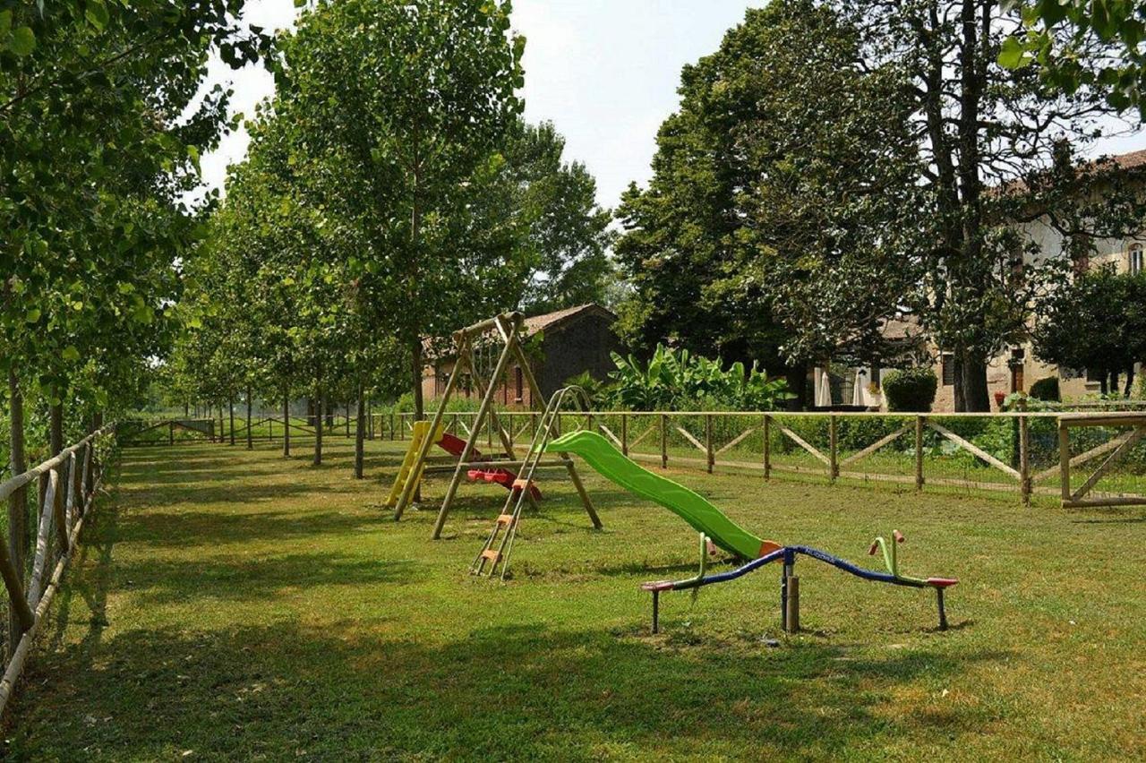 Agriturismo Fiamberta Bed and Breakfast Certosa di Pavia Εξωτερικό φωτογραφία
